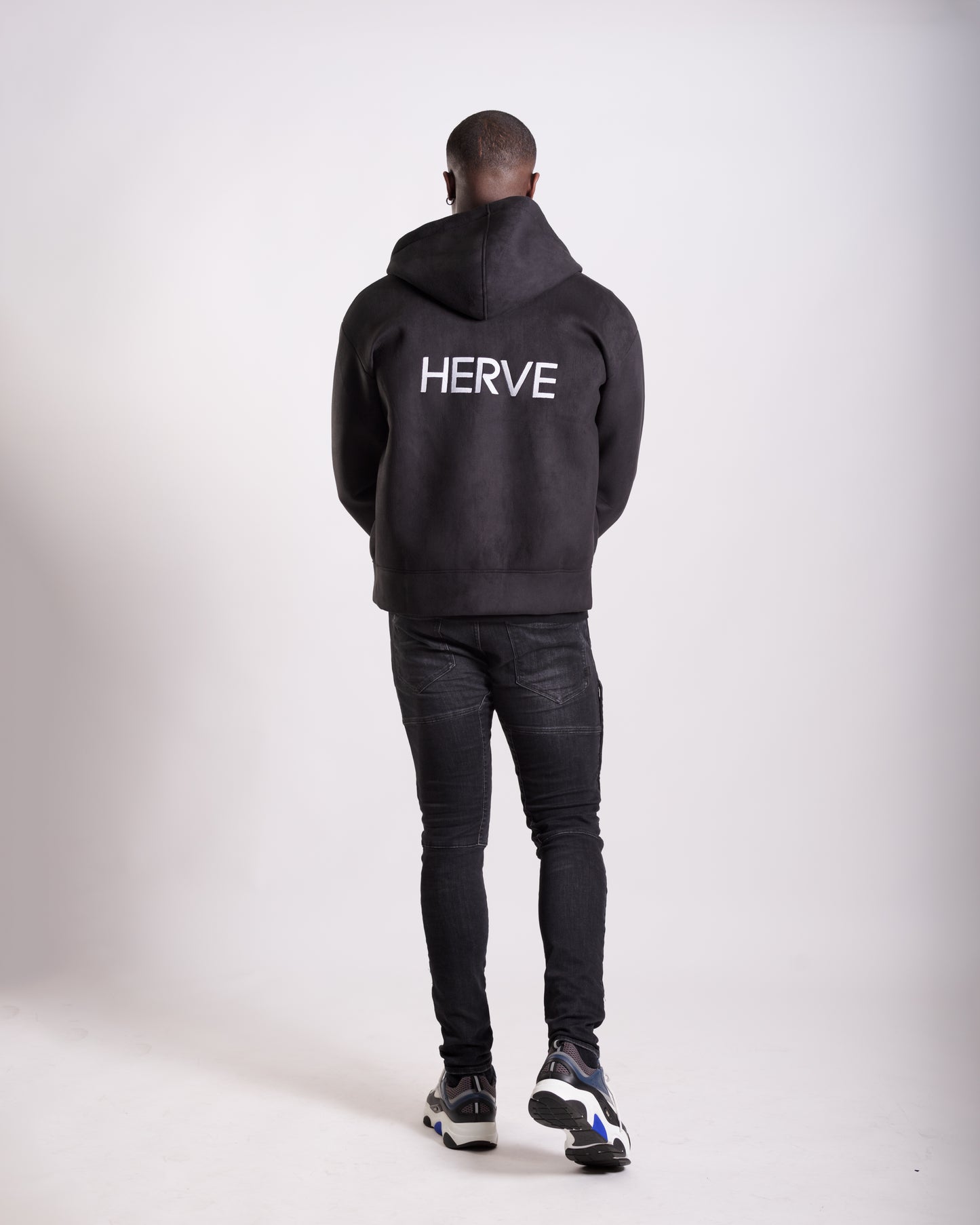 Sweat à capuche en daim noir